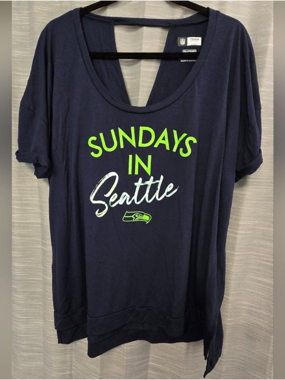 NFL Navy Blue 'Sundays in Seattle' Short Sleeve Tee